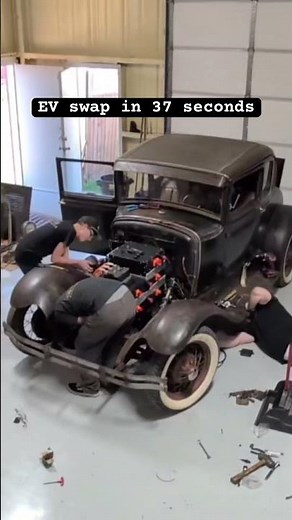 EV swap in 37 seconds. 1930 Ford Model A plug and play electric conversion