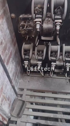 Old school #thyssenkrupp #elevatorunion #elevators #vintage #elevator #bluecollar #elevatortechnician #vintage #elevatormechanic #tbt #mce #hmc #hydraulic #unionmoney #elevator #bluecollar #fyp #elevatormechaniclife #elevatortechnician | Lift tech