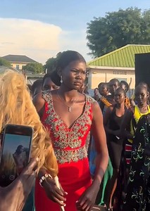 A newly wed bride, Athiak Dau Riak is very tall, beautiful and humble 🥰 | Twic Media Reports