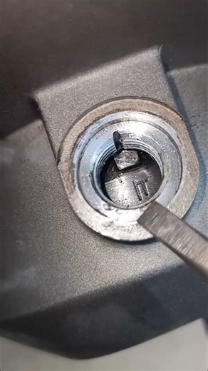 Splendor bs6 tappet setting//Splendor bs6 timing setting#shortvideo #splendor #bs6 #timing