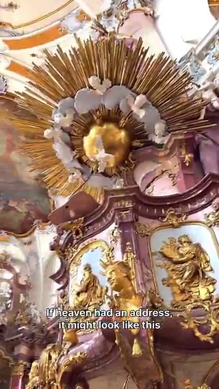 The Vierzehnheiligen Basilica is a prominent Baroque-Rococo pilgrimage temple in Upper Franconia, Germany, designed by Balthasar Neumann between 1743 and 1772. Dedicated to the holy intercessors against diseases and dangers, its interior stands out for an opulent decoration and a unique central altar.