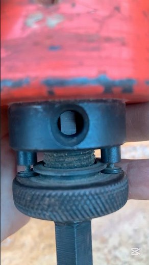 How to use a hole saw: A guide for PRO use!🛠️
