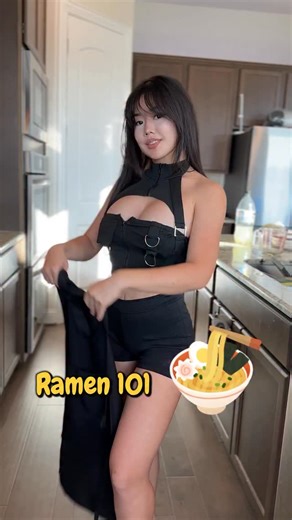 Halle Spice on Instagram: "Ramen today ❤️"