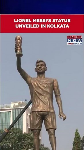 Star Footballer Lionel Messi’s 70-Ft Statue Unveiled In Kolkata| Watch #Shorts