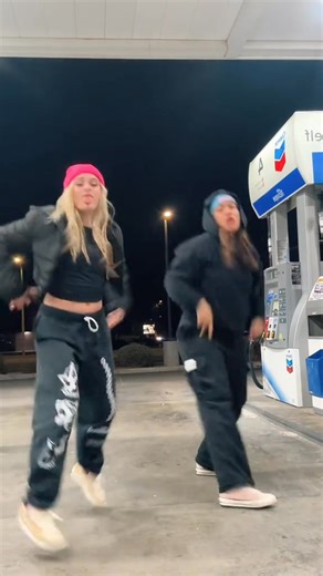 WOP WOP WOP 🤪 #fyp #dancers #dance | Dance Challenge