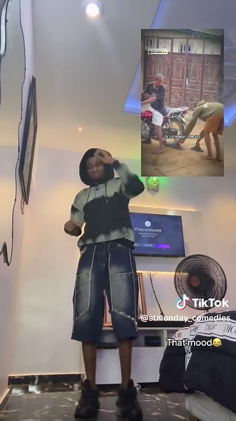 That mood when you runaway successfully without paying the Bikeman😂🏃‍♂️💨 Expensive pranks on bikemen😂 #stmonday_comedies #fyp #relatable #kingofspeed #saintmonday #viral #trending #pranks #explore #videooftheday #creatorsearchinsights #goviral #onthisday #onyourfyp #prankvideo #funnyprank #bikeman #bikemanpranks #watch #fyppp #relatable #run #fast #runner #usainbolt #reverseflash #yppppppppppg me #foryoupage #speed #foryourpage #goviral #fypnaija #fypnigeria #tiktokfyp #fypシ゚ #fypppppppppppp