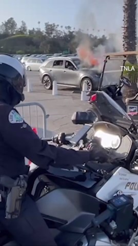 TNLA | Traffic News Los Angeles | Car Erupts in Flames at Dodger Stadium At 6:23 PM LAFD was dispatched to a reported Vehicle Fire in the Dodger Stadium Parking Lot just... | Instagram