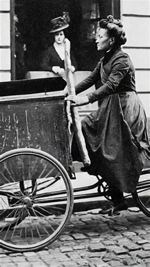 The Original Breadwinners: French Bakery Cargo Trikes of the 1900s 🥖🚲