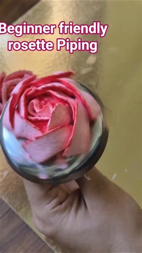 Rosette Piping #shortsviral #trending #trendingshorts #recipe #cakedecorating