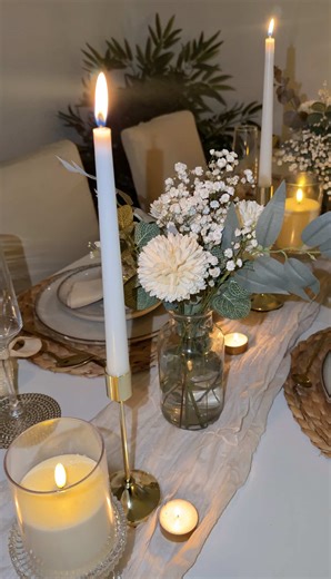 Cómo poner una mesa fácil, elegante y bonita para estas fiestas. #decoracion #tablestyling #añonuevo2026 #tablescape #navidad