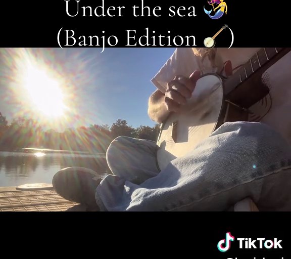 Enjoy a Beautiful Folk Song for a Perfect Day