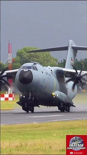 A400M vs C-130 – which lifts heavier #comparison #military #aviation
