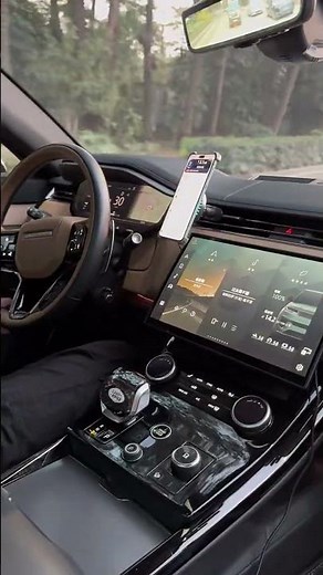 Defender vs. Range Rover Sport: Which Land Rover Is Right for You?