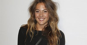 Diaporama : Constance Labbé : Elle a failli être en couple avec son frère Guillaume dans une série !