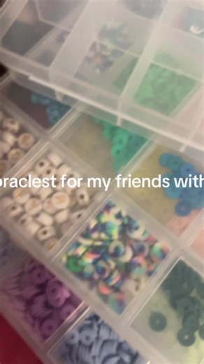 #makebraclets for my froendw woth me