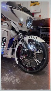2K views | Redline Motorsports serves Chicago’s motorcycle community all year round. Hit us up for any work you may need 﫱‍﫲 | Redline Motorsports | Facebook