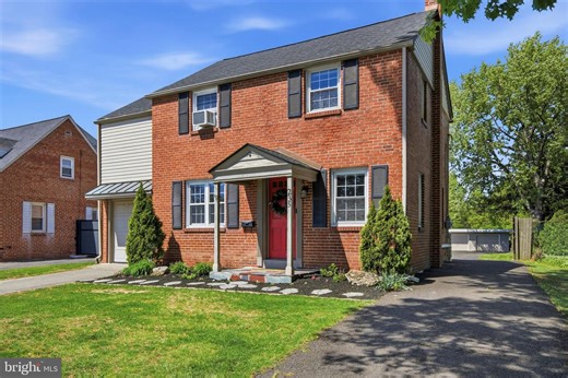 235 W King St, Pottstown, PA 19464 - MLS PAMC2178212 - Coldwell Banker