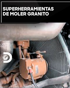 158K views · 1.1K reactions | Una canción muy conocida dice: “camino se hace al andar” … ¡pero primero hay que conseguir los materiales! Mira el video y descubre dos increíbles máquinas utilizadas para obtener el granito empleado en las carreteras californianas #Superherramientas #J | Discovery Latinoamérica | Facebook