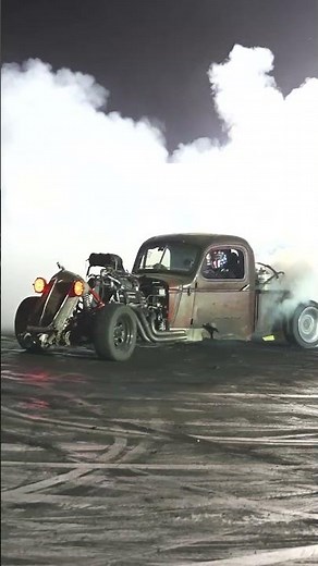 Epic Rat Rod Burnout Car! 🔥