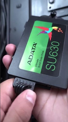 Como instalar un SSD para más almacenamiento en tu PC! #pc #ssd #pcgamer #pcbuild #gamingpc