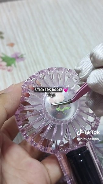 prettyy Acrylic marker Mw marker Black Marker White Pen Brushpen #Acrylicmarker #acrylic #namecalligraphy #calligraphybrushpen #calligraphy #stationery #swatches #brushpens #acrylicpens #acrylicmarkers #acrylicbrushpen #marker #markers #whitepen #blackmarker