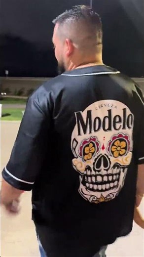 Modelo Time! black Modelo Jersey with skull