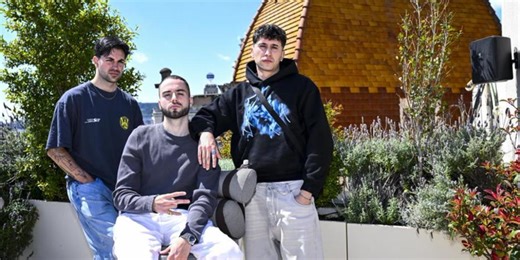 31 FAM y todo lo que hay detrás de su último disco 'R31': "Son seis cabezas, seis ideas y seis inspiraciones"