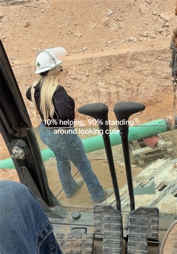 10% Helping, 90% Standing Around Looking Cute — Women in the West Texas Oilfield