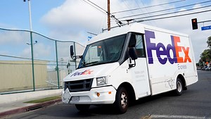 FedEx stock pops after earnings beat, raised 2023 full-year outlook