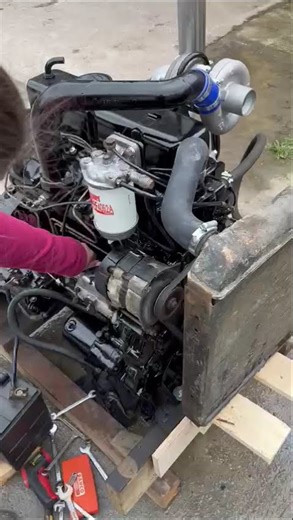 Leyland 4/98 TT engine on first run up after an engine rebuild including a new turbo being fitted.