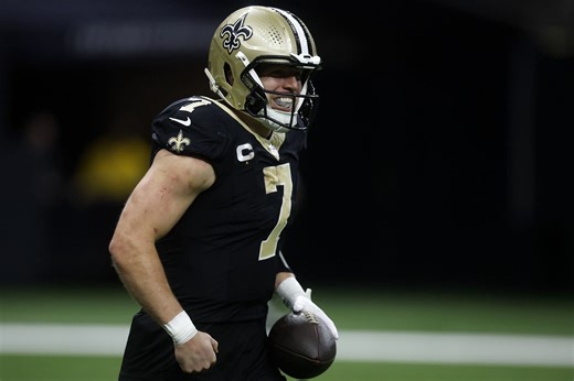 What happened to Taysom Hill? The Saints TE was carted off the field after taking a massive blow vs. the Rams