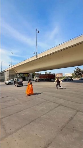 Introducing the "VitaWear SmartBand," a next-generation wearable gadget🎉