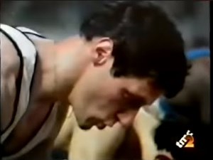 Alan Wells wins 100m 1981 IAAF World Cup Rome ( Carl Lewis LAST 9th Place with a time of 10.96 )