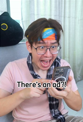 McBully got YT Premium, and flexes to his friends?!