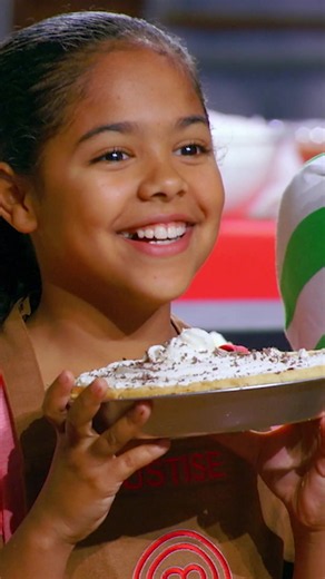 Pie throwing is my new favorite sport. 😂🥧 #GordonRamsay #MasterChefJunior #Pie #FoodTok