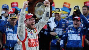 Dale Earnhardt Jr. targets Martinsville for lone Xfinity Series start of 2022