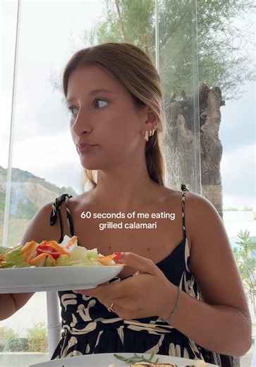 Enjoying Grilled Calamari: A Mukbang Experience