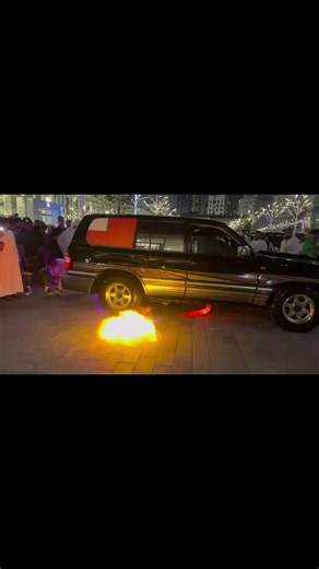 This 4.8L Land Cruiser is an Absolute FLAMETHROWER! 🔥💀