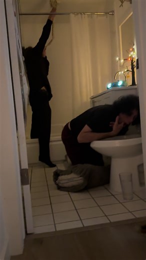 No caption neccesary . . . . . . #fyp #party #drunk #sick #fail