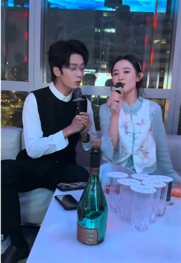 Stunning Duet by Yiyang and Liu Yuhang