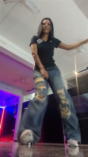 left right dance challenge tutorial... #dancevideo #trendingshorts #fypyoutube #shortsviral #dance