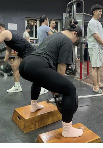 Chậm vậy chứ đau lắm nha #mdfitness #gymhanoi #gymdongda #GymGirl