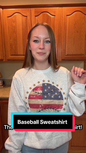 ⚾️ Baseball Sweatshirt ⚾️ This vintage baseball sweatshirt is the cutest game day essential! Featuring a classic baseball design with an American flag detail, it’s the perfect mix of sporty, cozy, and all-American style. #VintageBaseball #GameDayStyle #CozyFashion #PatrioticStyle #TikTokFashionFinds