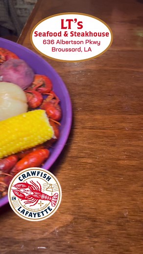 LT's started as a drive-through, but in 2010 opened as a sit down restaurant, and now has a full menu in addition to boil shrimp, crabs, and crawfish. They start serving boiled crawfish at 5 o'clock! Get there fast because the dining room located at 636 Albertson Parkway in Broussard gets packed quick 🦞For more crawfish in Lafayette Parish visit LafayetteTravel.com | EatLafayette