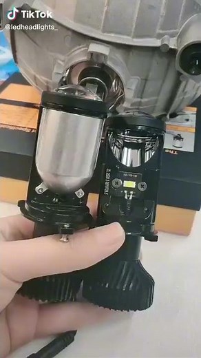 universal Mini led projector h4