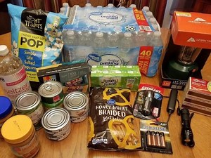 Preparing food for hurricane season: Essential food and water strategies for emergencies