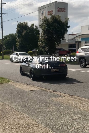 strangest thing ive seen ☠️ #carspotting #fyp #cars