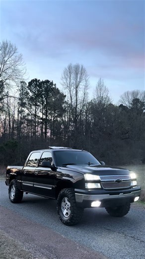 Pristine Cat Eye Liner Tutorial