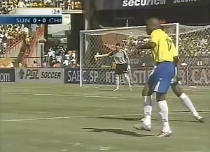 When Collins Mbesuma Destroys Mamelodi Sundowns Alone www.youtube.com/@diskisports | Xikwembu Nkuna