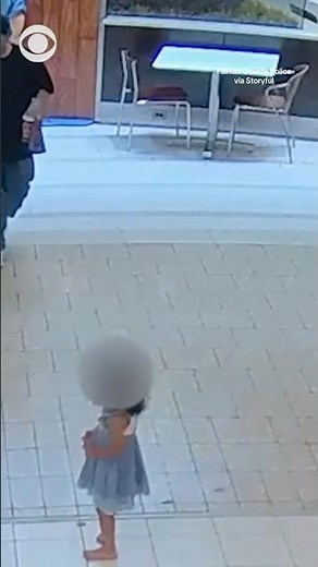 Surveillance video shows man allegedly attempting to abduct toddler in Virginia #shorts